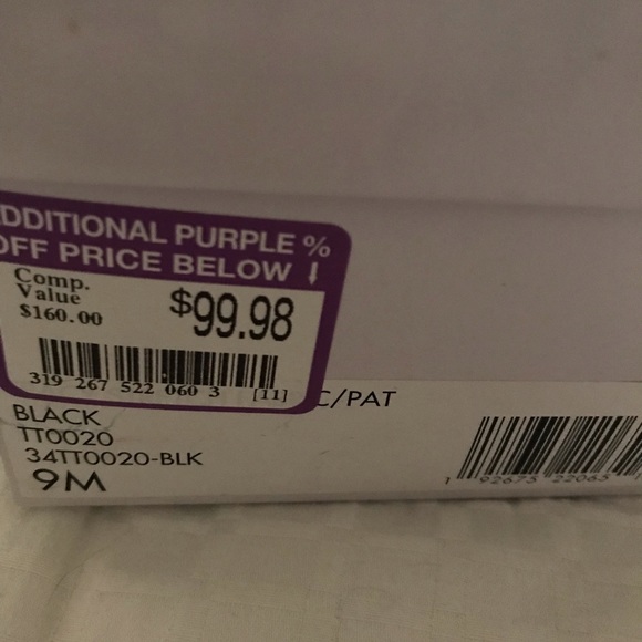 Woman’s heels - Picture 3 of 6